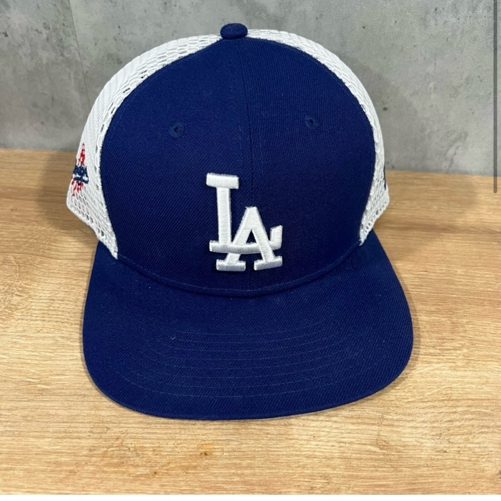 LA Dodgers new era trucker hat SnapBack